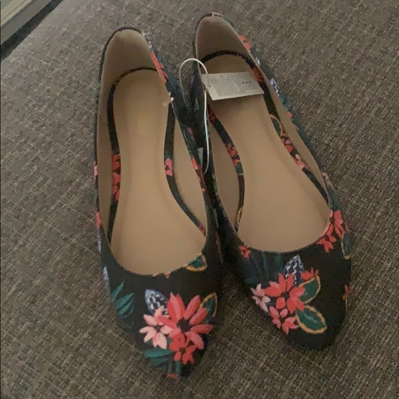 navy floral shoes